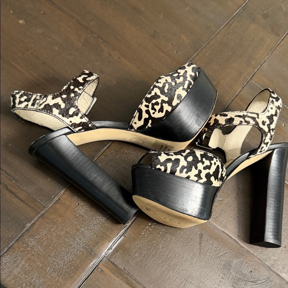 MICHAEL Michael Kors Black/Cream Dyed, real Fur Cow Hair Calf Ankle Strap Heels